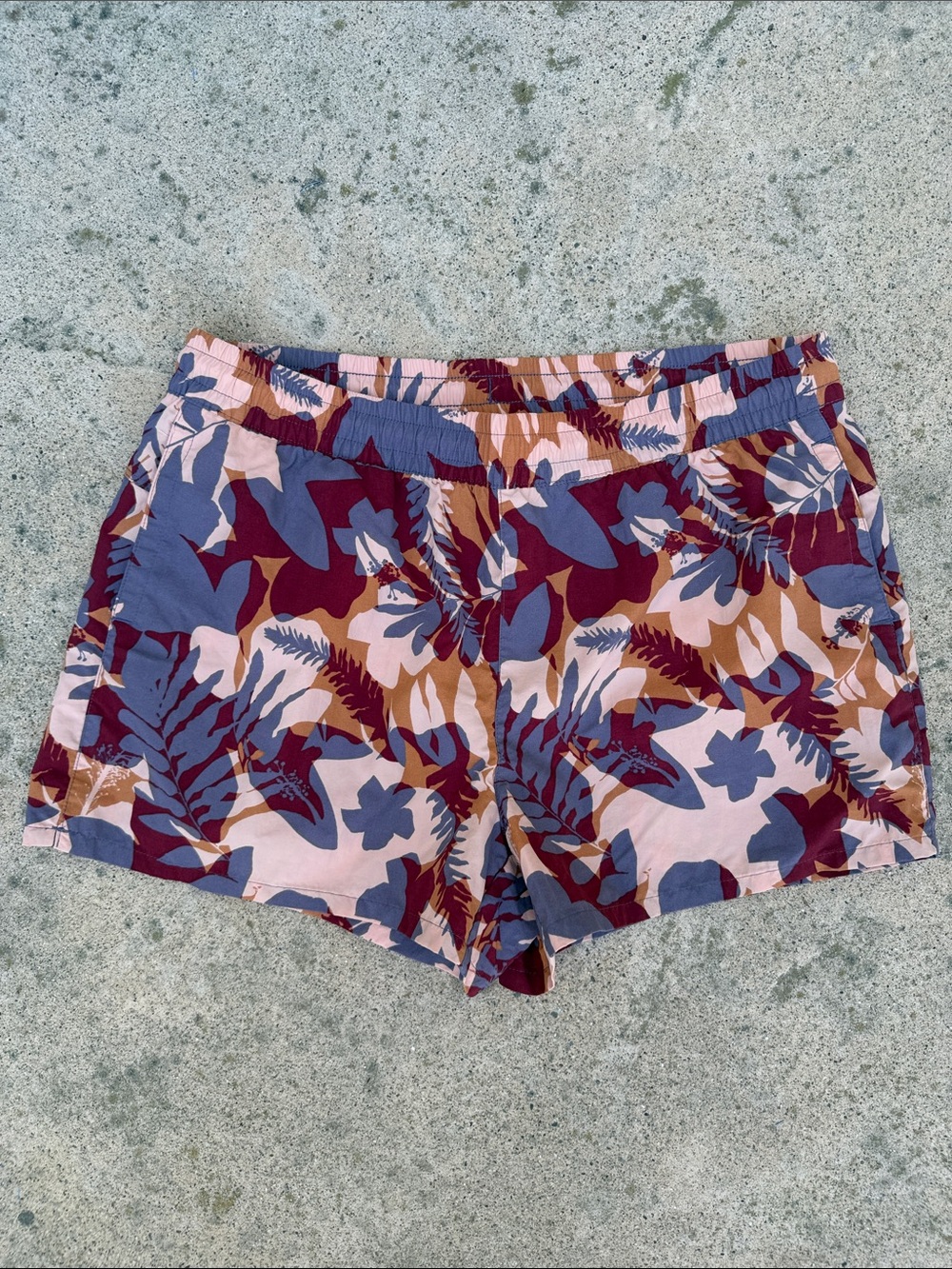 Eddie Bauer Women's Floral Nylon Athletic Performance Short Size M
